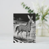 Black an White Op art Fantasy Rabbit Horse Critter ポストカード (スタンド正面)