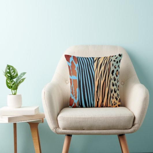 Black And Blue Animal Printed Zebra Stripe Pillow クッション (椅子)