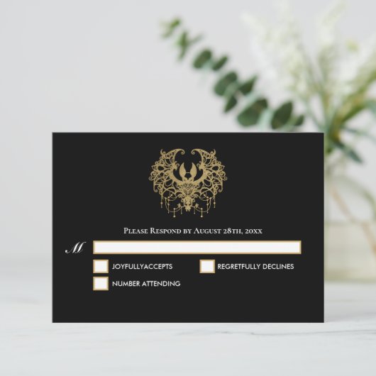 Black and gold Gothic Halloween Wedding RSVP Card (スタンド正面)