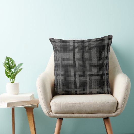 Black and Gray Plaid クッション (椅子)