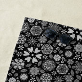 Black And Gray Retro Floral Art Seamless Pattern ビーチタオル (インサイチュ)