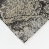 Black and gray stone fragment フリースブランケット (角)