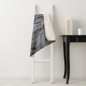Black and gray striped textile シェルパブランケット (インサイチュ)