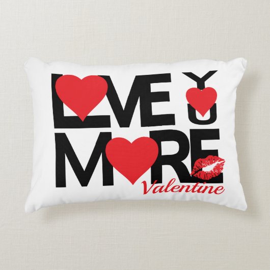 Black and Red Love You More アクセントクッション (正面)
