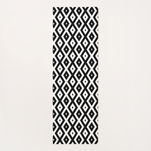 Black and white diamond pattern ヨガマット (裏面)