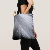 Black and White Feather Design Tote Bag トートバッグ (クローズアップ)