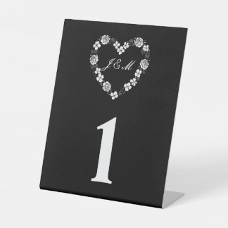 Black and White Floral Heart Wedding Table Number 台座サイン
