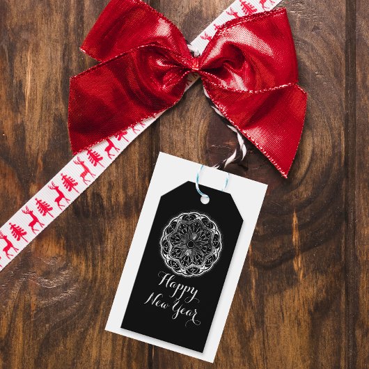 Black and white floral mandala happy new year ギフトタグ
