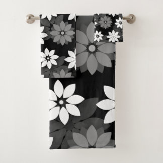Black and white, grey seamless flower pattern バスタオルセット