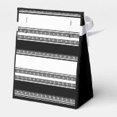 Black and white lace braid and horizontal stripes フェイバーボックス (裏面サイド)