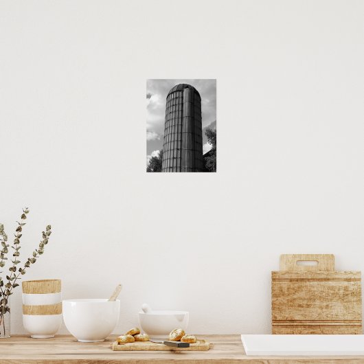 Black and White Midwestern Silo ポスター (キッチン)