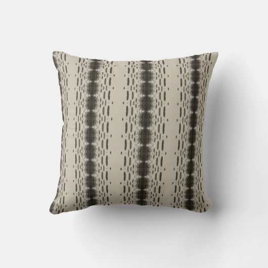 Black and White Minimalist throw pillow クッション (裏面)