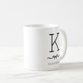 Black and White Minimalist Typography Bow Monogram コーヒーマグカップ (正面右)