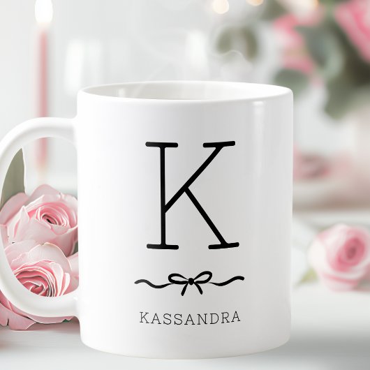 Black and White Minimalist Typography Bow Monogram コーヒーマグカップ