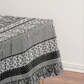 Black and white pattern with lace and patchwork テーブルクロス (インサイチュ)