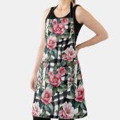 Black and White Plaid With Leafy Pink Camellias エプロン (インサイチュ)