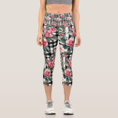 Black and White Plaid With Leafy Pink Camellias カプリレギンス (正面)