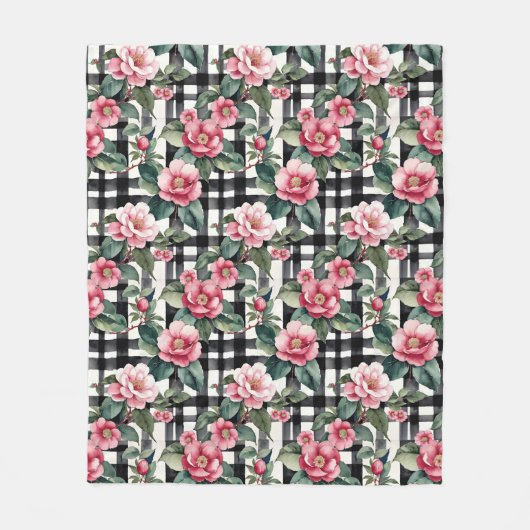 Black and White Plaid With Leafy Pink Camellias フリースブランケット (正面)