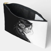 Black and white portrait of beautiful woman art アクセサリーポーチ (見開き)