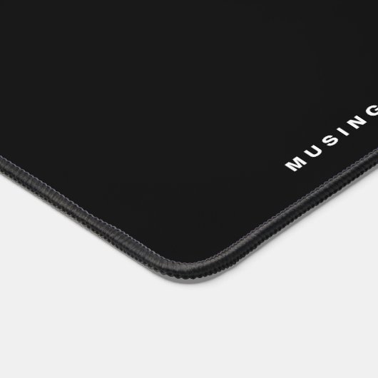 Black and White Retro Typography Personalized デスクマット (コーナー)