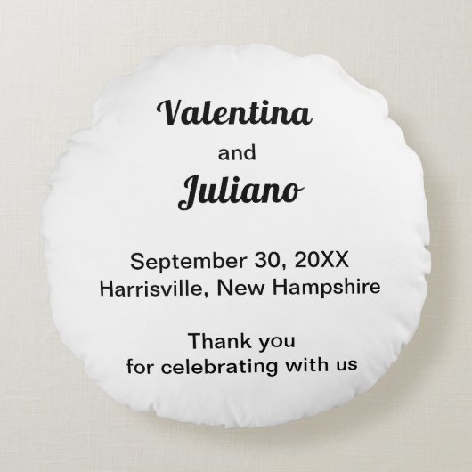 Black and White Round Wedding Throw Pillow ラウンドクッション (正面)