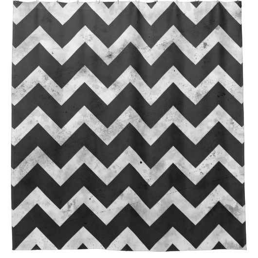 Black and white Rustic Chevron pattern シャワーカーテン (正面)