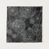 black and white seamless round shapes タペストリー (正面(横))