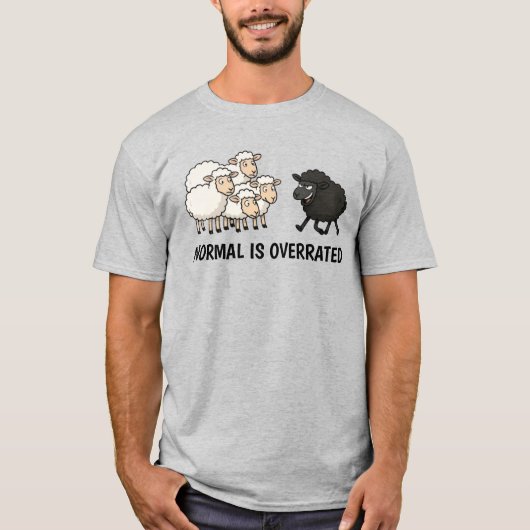 Black and White Sheep Unisex Tシャツ (正面)
