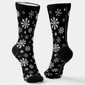 Black And White Snowflake Pattern Winter Design ソックス (傾斜あり)