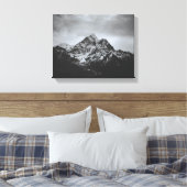 Black and white snowy mountain image on canvas キャンバスプリント (インサイチュ (寝室))