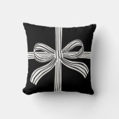 Black and White Striped Bow Throw Pillow クッション (正面)
