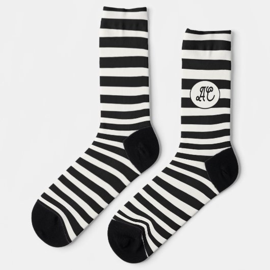 Black and white stripes with your initials ソックス (左)