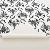 Black and White Tribal Scorpion Pattern シェルパブランケット (3/4)