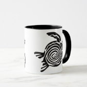 Black and White Tribal Turtle マグカップ (正面右)