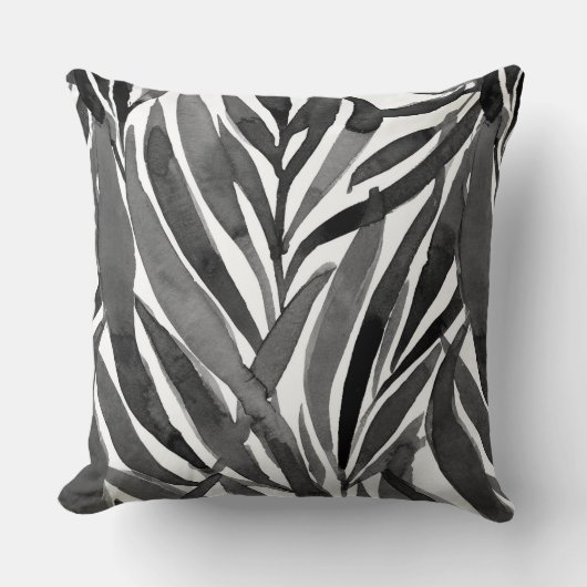 black and white watercolor leaves pattern クッション (正面)