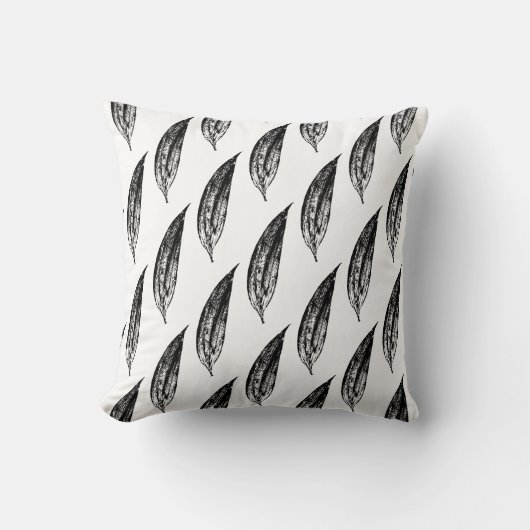 Black and White White Lily Leaf Print クッション (正面)