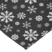 Black And White Winter Snowflake Pattern Modern テーブルクロス (アングル)