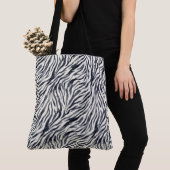 Black and White Zebra Print Pattern トートバッグ (クローズアップ)