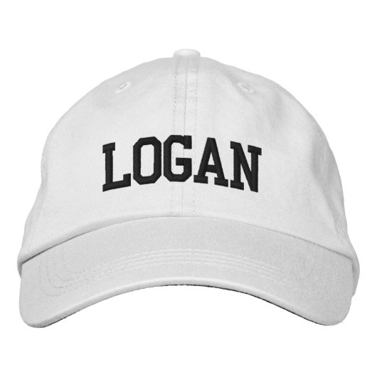 Black Athletic Block Monogram Custom Name 刺繍入りキャップ (正面)