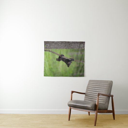 Black Bear Cub playing on Tree Limb タペストリー (インサイチュ(横))