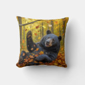 Black Bear In Autumn Leaves クッション (正面)
