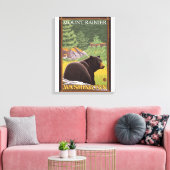 Black Bear in Forest – ワシントン山レイニエ キャンバスプリント (インサイチュ (リビング))