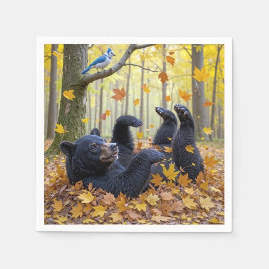 Black Bear Rolling In Autumn Leaves スタンダードカクテルナプキン (正面)