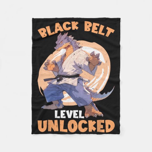 Black Belt Level Unlocked  フリースブランケット (正面)