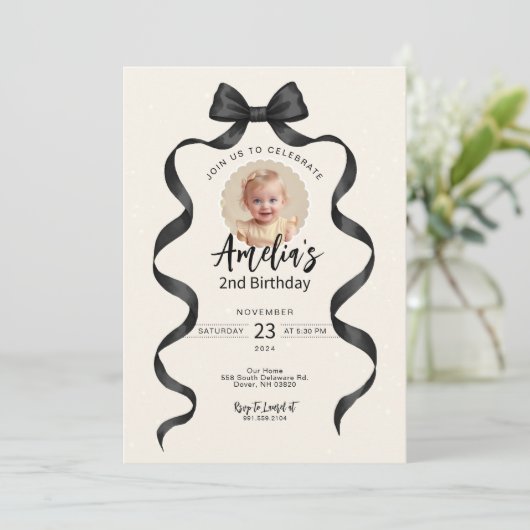 Black Bow Birthday Any Age Photo Invitation 招待状 (スタンド正面)