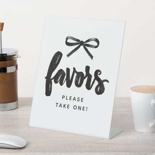 Black Bow Bridal Shower Favors 台座サイン (インサイチュ)