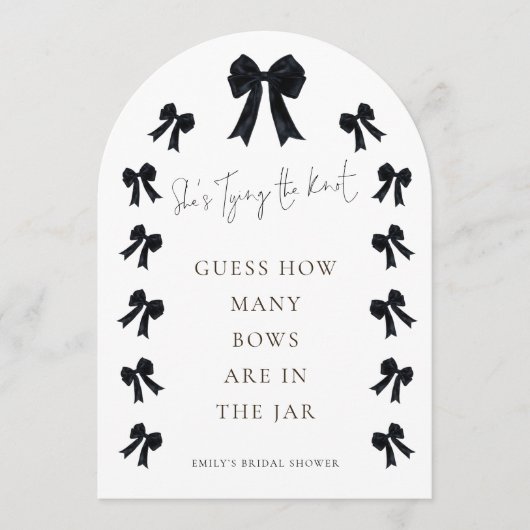Black Bow Guess How Many Game Bridal Shower Arch 招待状 (正面)