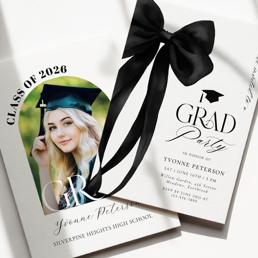 Black Bow Photo Graduation Invitation 招待状