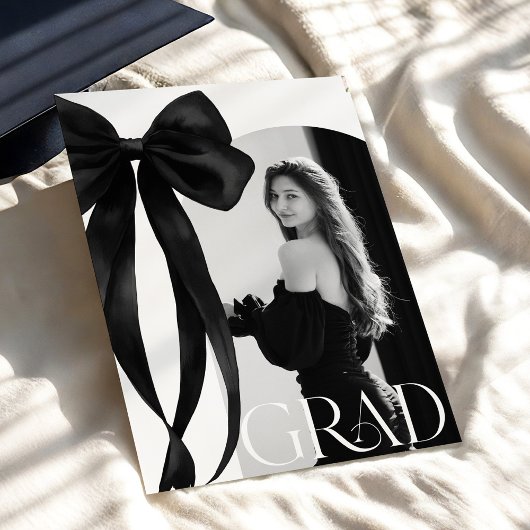 Black Bow Photo Graduation Invitation 招待状