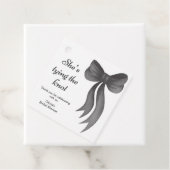 Black Bow She's Tying the Knot Bridal Shower  フェイバータグ (インサイチュ)